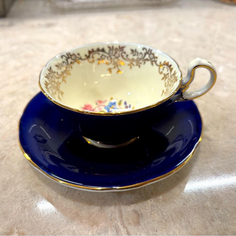 Aynsley, England, tea cup and saucer. Bone china.